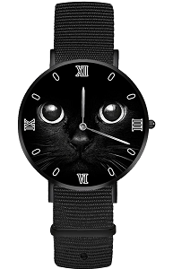 Reloj de pulsera con gato negro